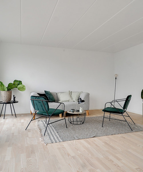 273 000 02 Sportspladsen