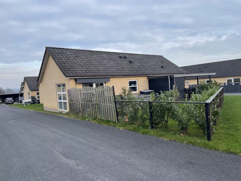 328 000 05 Brandtlund Mark